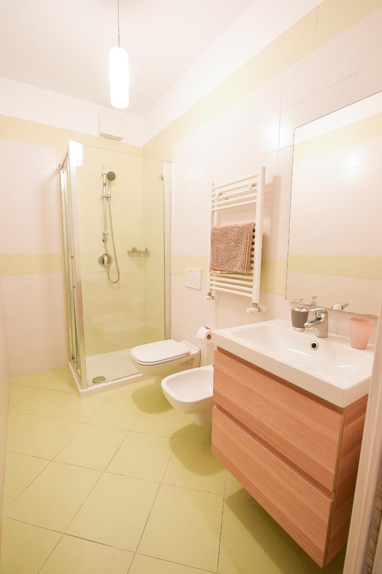 Karol Wojtyla Airport Bari Hotel Екстериор снимка